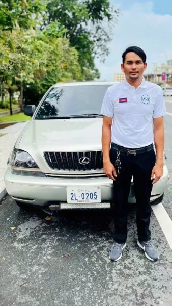 Taxi Cambodia Team 13